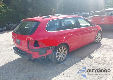 2013 Volkswagen Jetta Sportwagen 2.5L Se from USA, damaged, VIN 3VWPP7AJ5DM689141